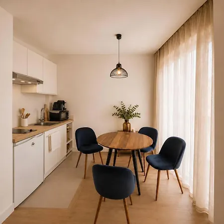 Апартаменты Manoir De Seine Traditional